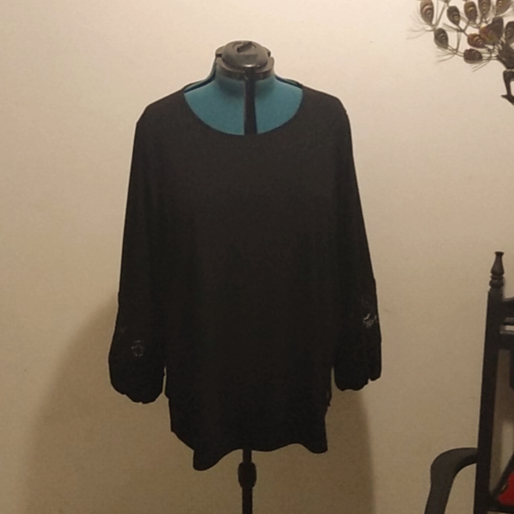 Dennis Bassam long sleeve top